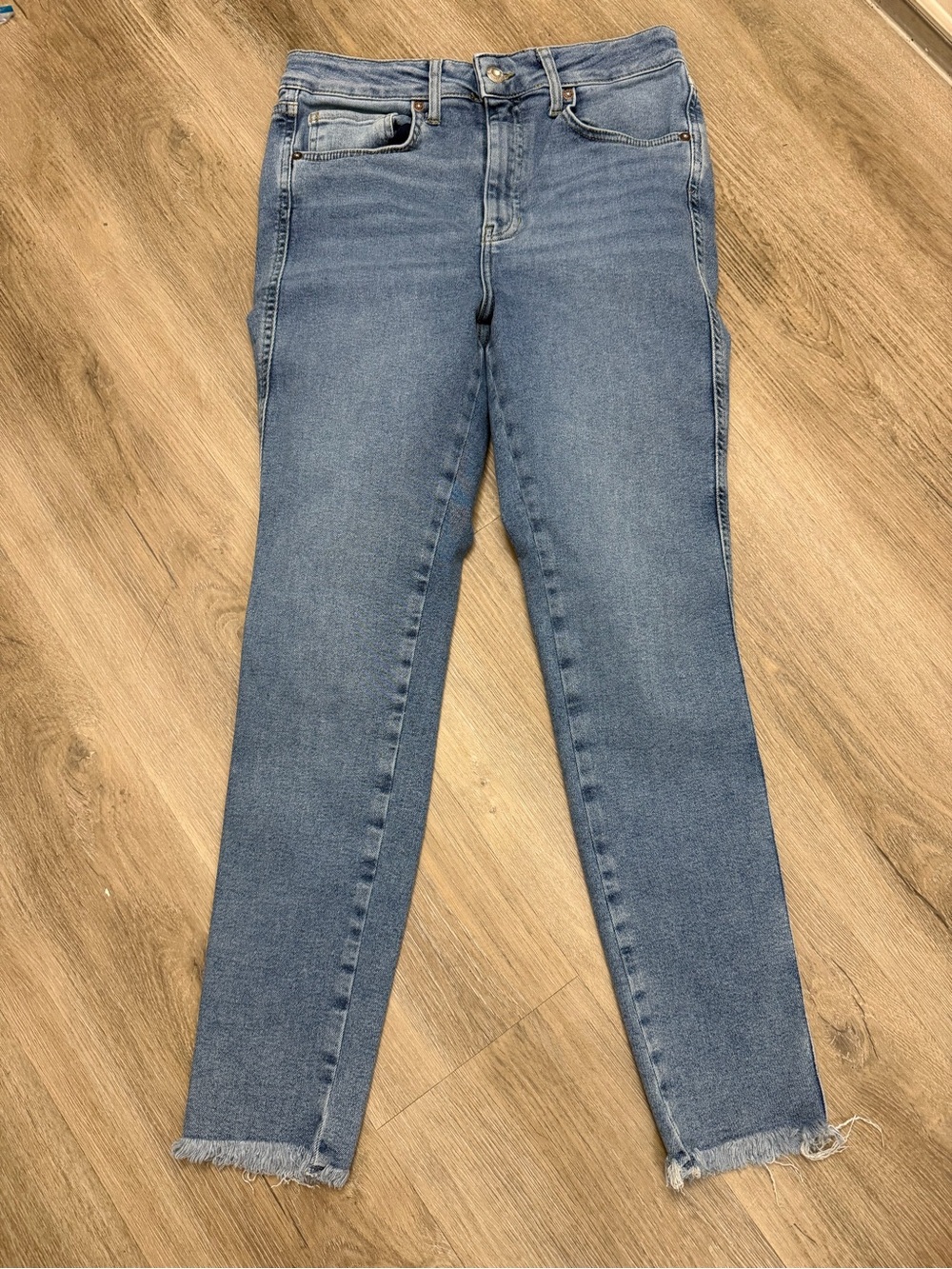 Free People Blue Straight Leg Raw Hem Jeans Women’s Size 30 0441